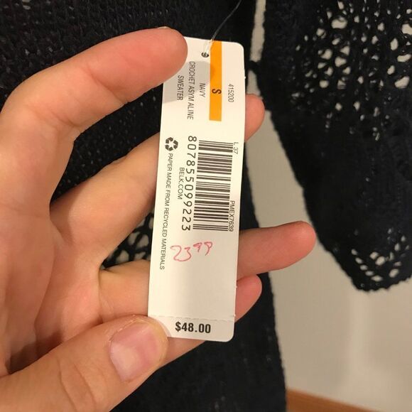 MAKE OFFER ;) Open knit mid sleeve sweater - Picture 6 of 13